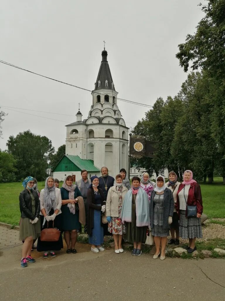 Погода г александров владимирская. Церковь Крутец Александров. Усадьба зубовых Бутурлиных Александров. Крутец Александровский район Церковь. Ильин Калязин.