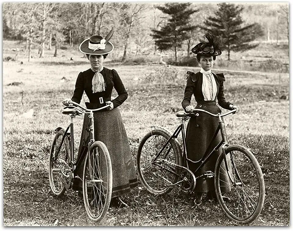 If you wanted to look super fashionable while being athletic, it wasn't a proble
