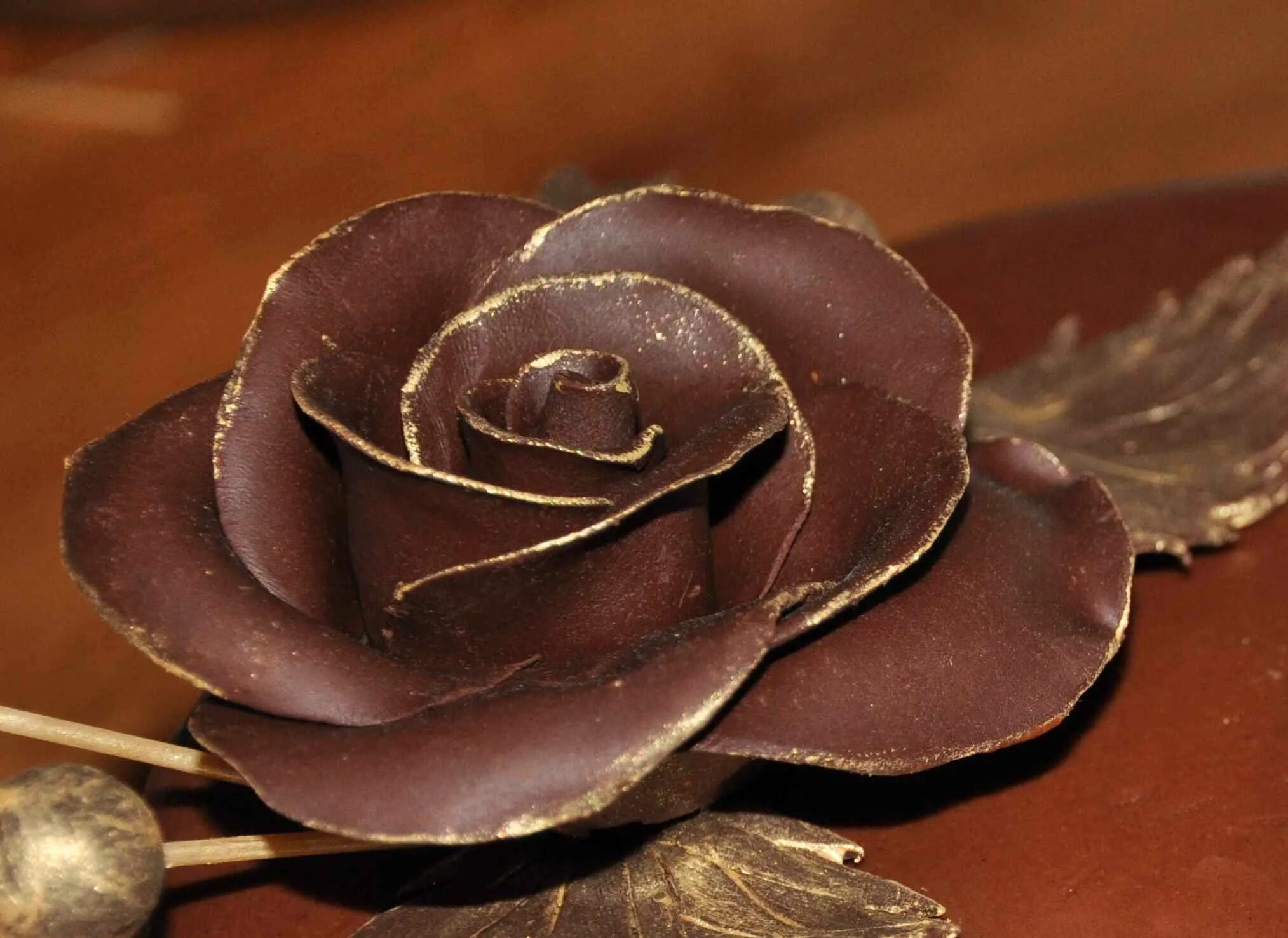 Шоколадные розочки. Шоколадные цветы. Шоколадные розы. Цветы из пластичного шоколада.