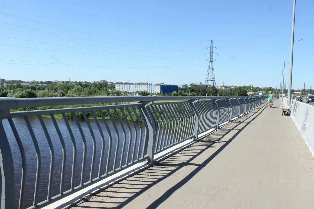 Мост виадук великий новгород корсунова. Деревяницкий мост великий новгород. Колмовский мост. Великий новгород мост. Великий мост великий новгород.