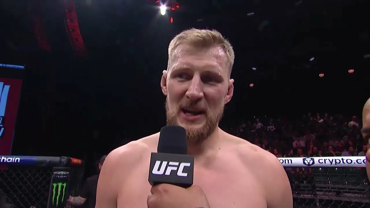 Боец тв прямая трансляция ufc 308. Боец тв прямая трансляция ufc 308