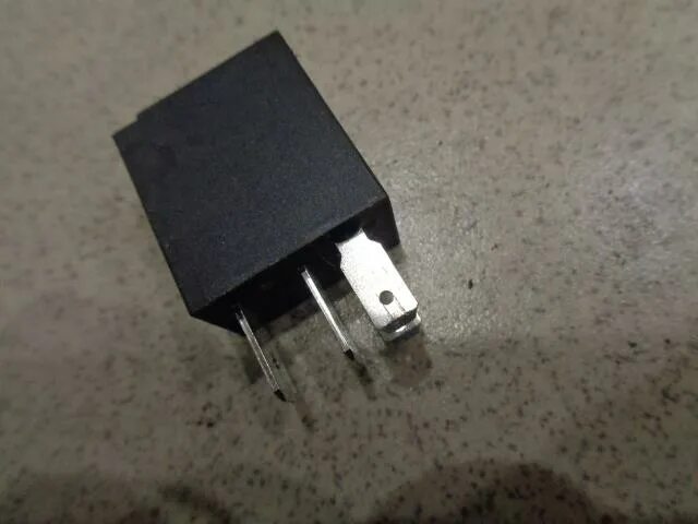 Реле ближнего света фар ховер 2. Реле стеклоочистителя грейт вол н3. Реле поворотников great wall hover h3. Реле поворотов на ховер м4. Реле поворотов на ховер м4.