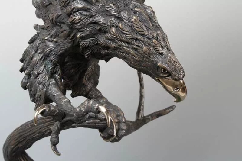 Скульптуры животных из металла. Кованый Орел. Орел из металла. Кованый Орел из металла.