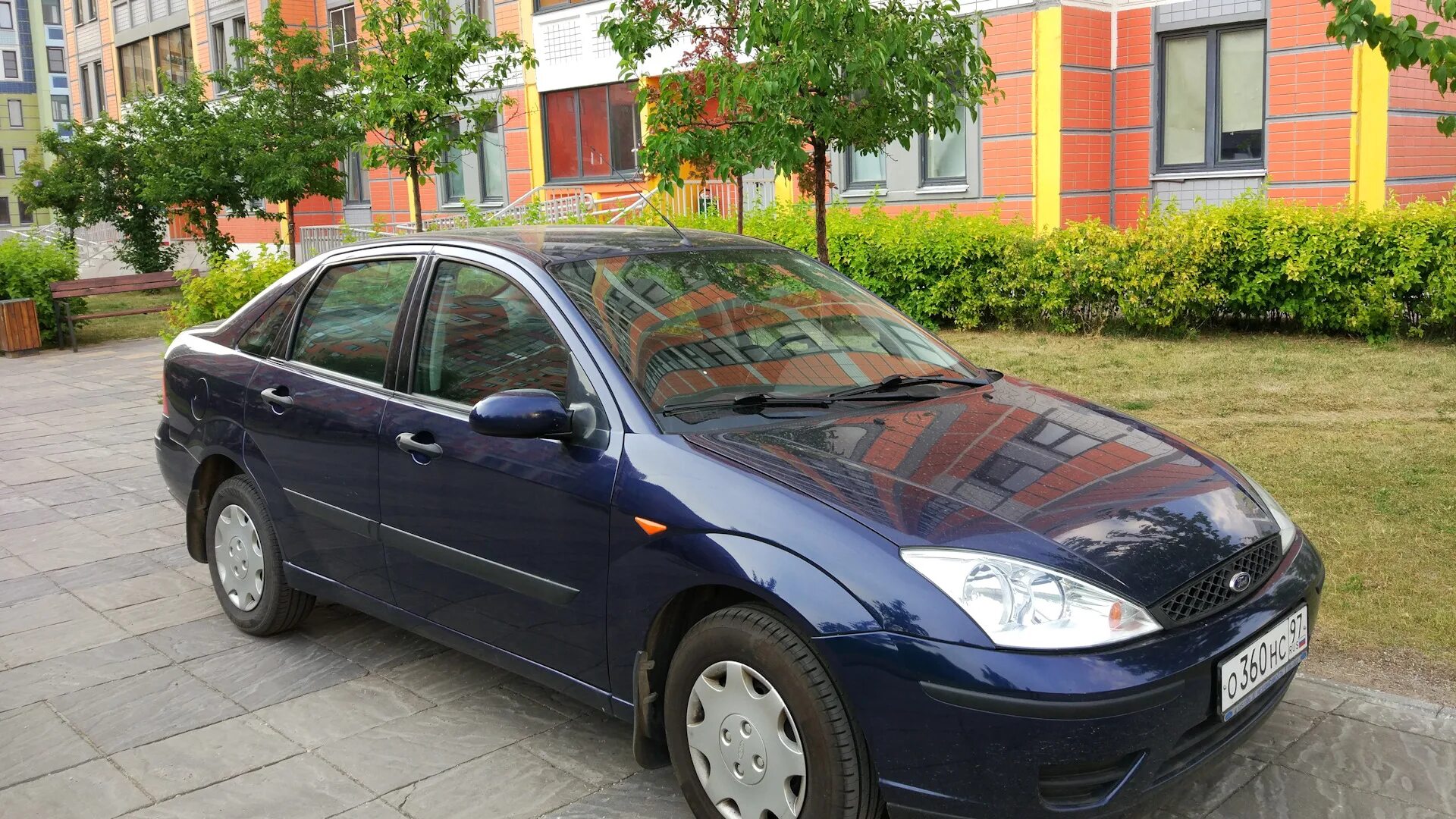 Форд фокус 2004 купить. Форд фокус 1 2004 года. Форд фокус 2004 1.6. Ford Focus 1 2004. Форд фокус 2004 седан.