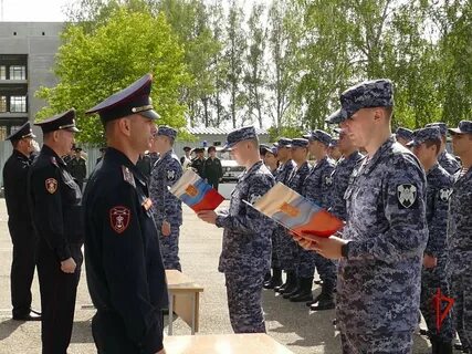 Сотрудники войск национальной гвардии