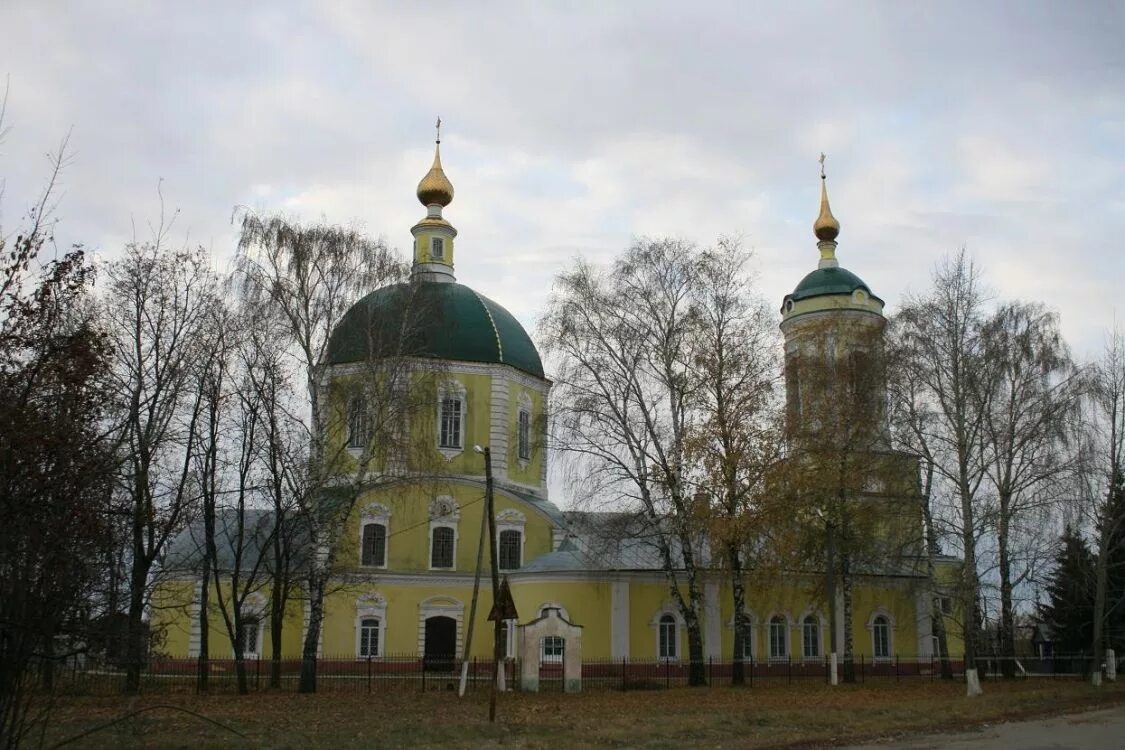 Погода в кривополянье чаплыгинского. Храм Михаила Архангела Кривополянье. Кривополянье Липецкая область. Храм в Кривополянье Липецкой. Кривополянье Тамбовская область храм.