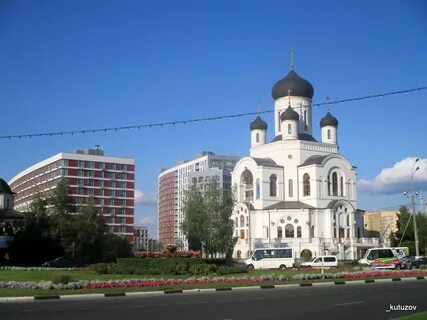 Храм около площади