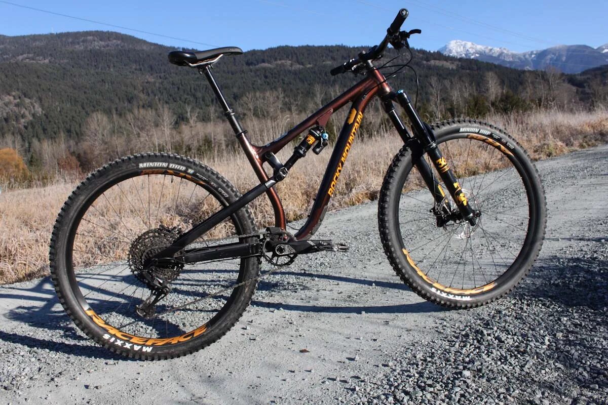 He rocky mountain. Rocky Mountain Altitude Carbon 50. Rocky Mountain Soul 20 c1 2021. Rocky Mountain Instinct BC Edition, 29”. Rocky Mountain Altitude Carbon e Bike.