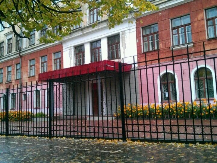 Гимназия № 1530 "Школа Ломоносова" - Москва школа / гимназия / лицей, строение 1