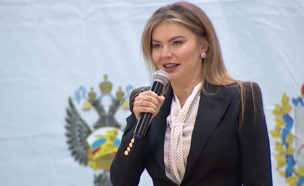 Алина кабаева сейчас 2025 фото До слез", поступок Алины Кабаевой не оставил равнодушным никого Дзен