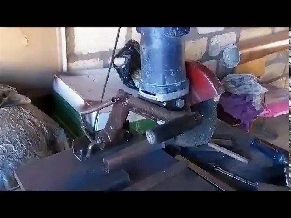 Стойка для болгарки (отрезной станок для УШМ) - YouTube Стойка, Водопроводные тр