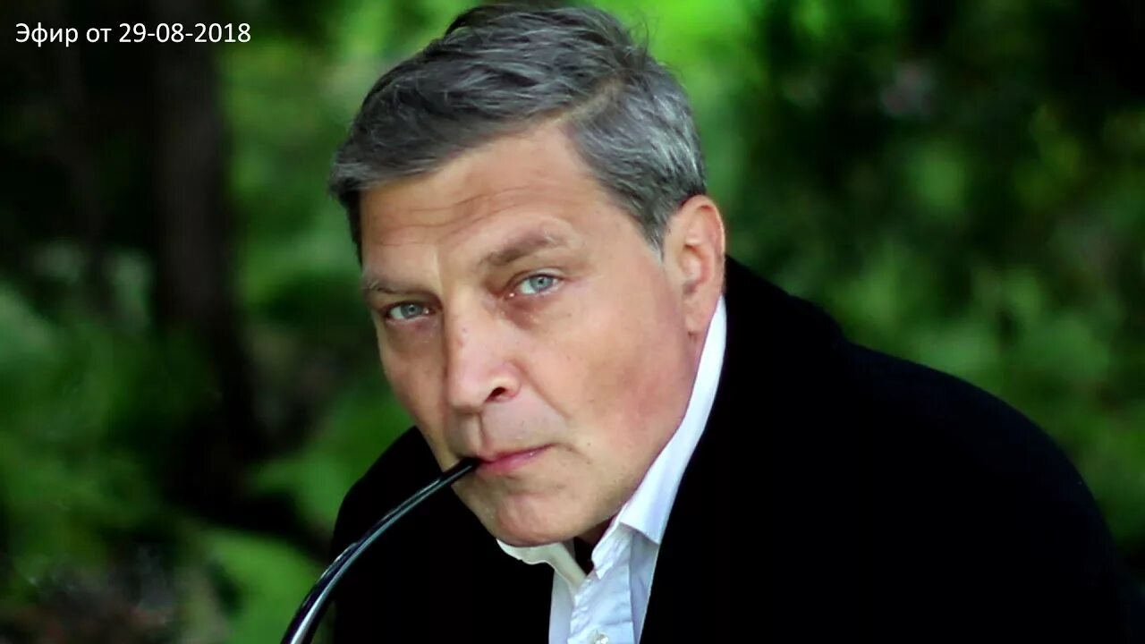 Где сейчас живет невзоров в какой стране. Невзоров 2000.