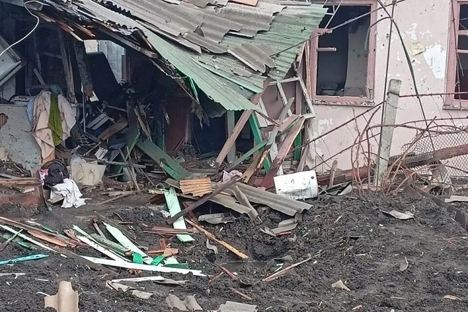 Обстреливают мирные города