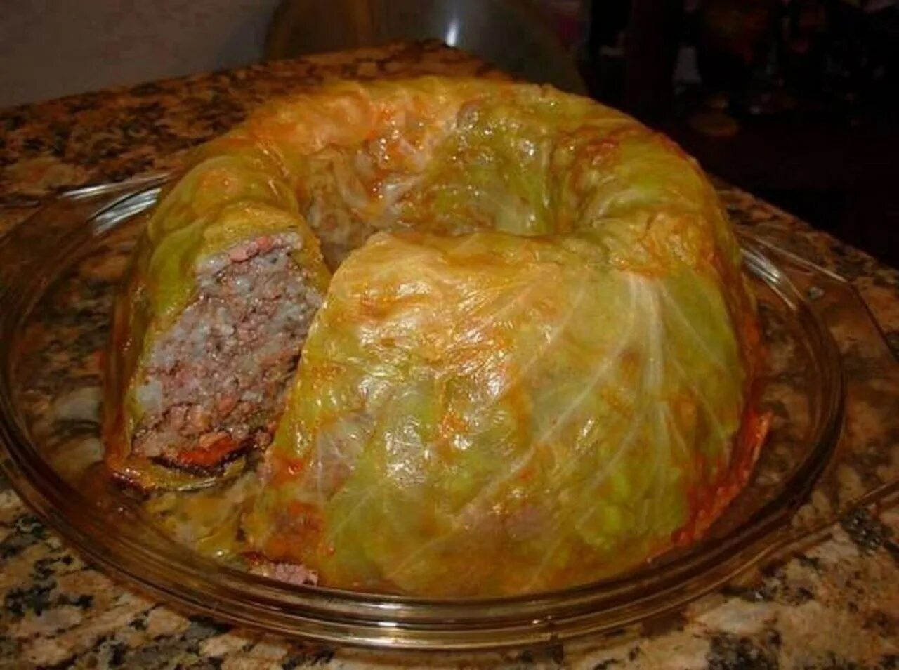 Мясо в капусте как называется