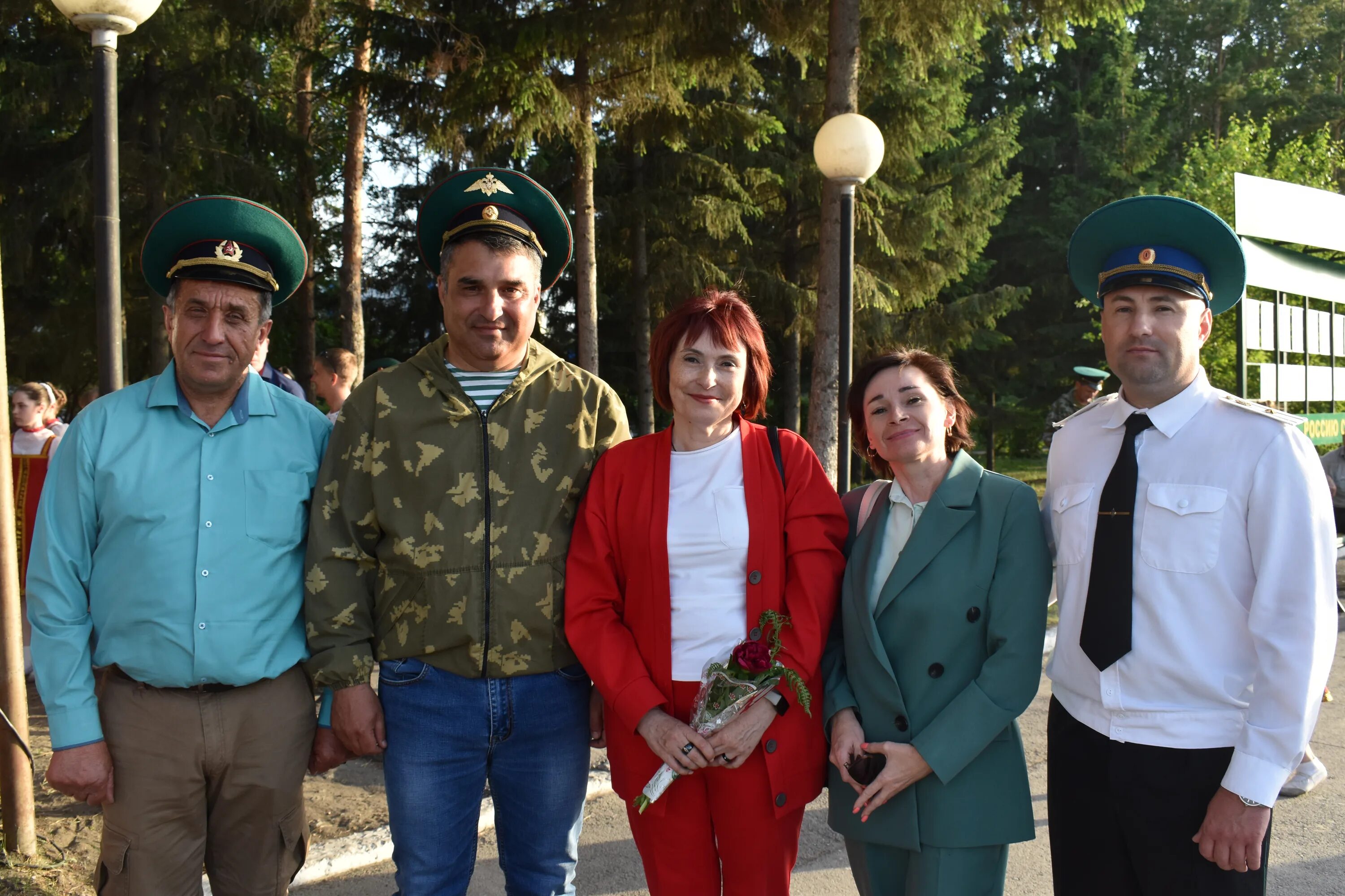 Мобильная азс красноярск. Мобильная азс красноярск. Пограничников 31. Красноярск ул. Пограничников 31.