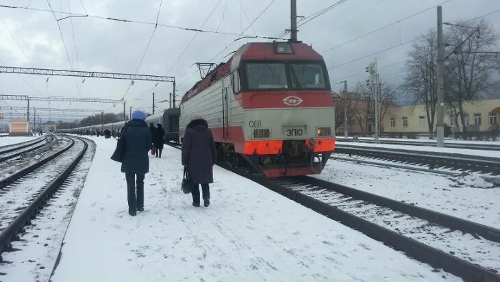 Брянск 1 навля. Электричка брянск 2 навля. электричка навля брянск. брянск новозыбков поезд. станция комаричи.