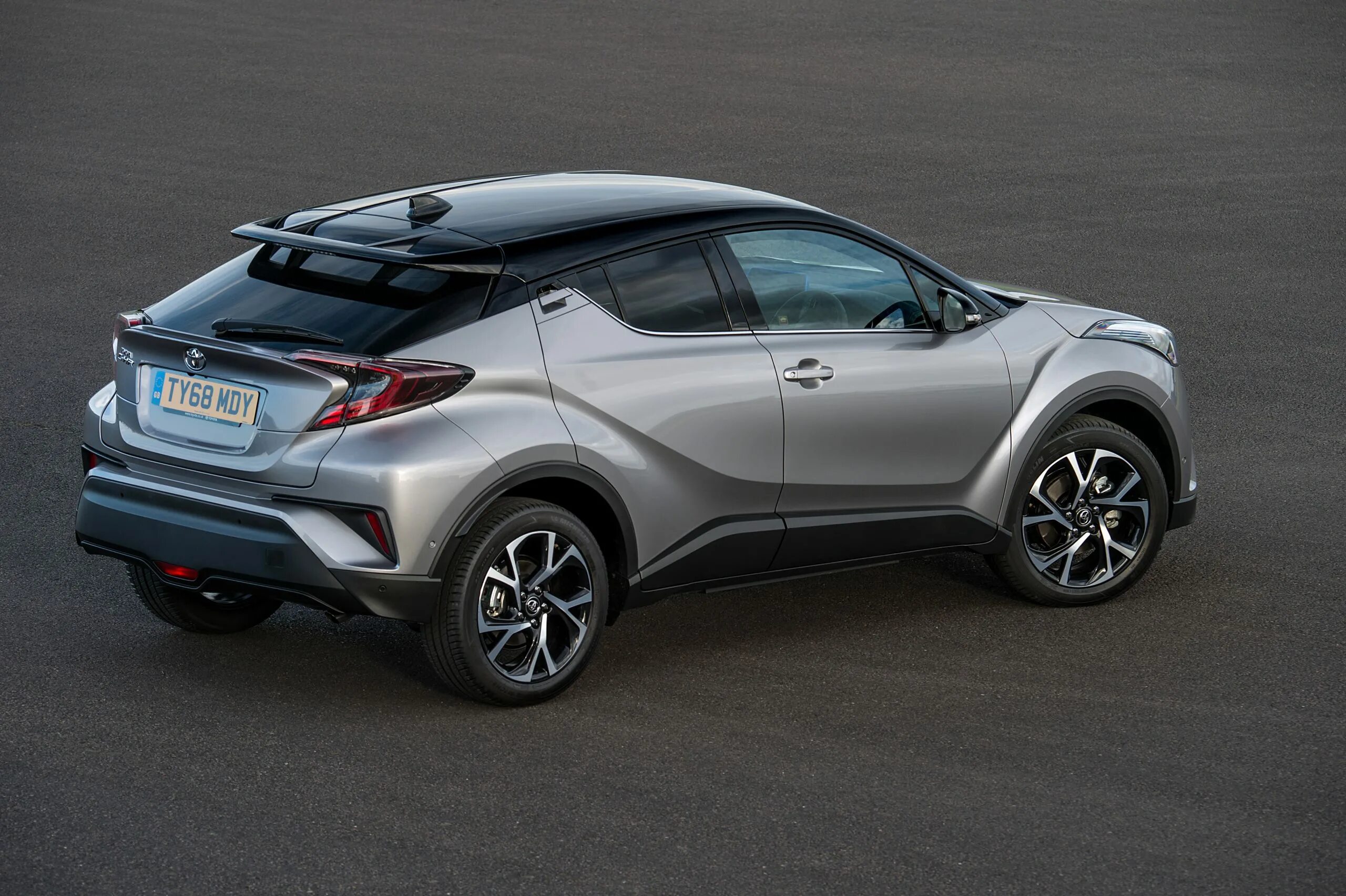 Toyota ch-r 2016. Toyota chr. Тойота chr 2019. Тойота ch-r 2017. Новая тойота chr.
