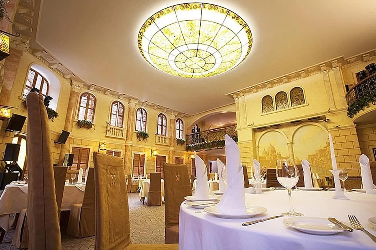 Академ джаз клуб на арбате. Джаз клуб москва арбат. Академия джаз клуб зал. Академ джаз клуб москва. Академ джаз клуб на арбате.