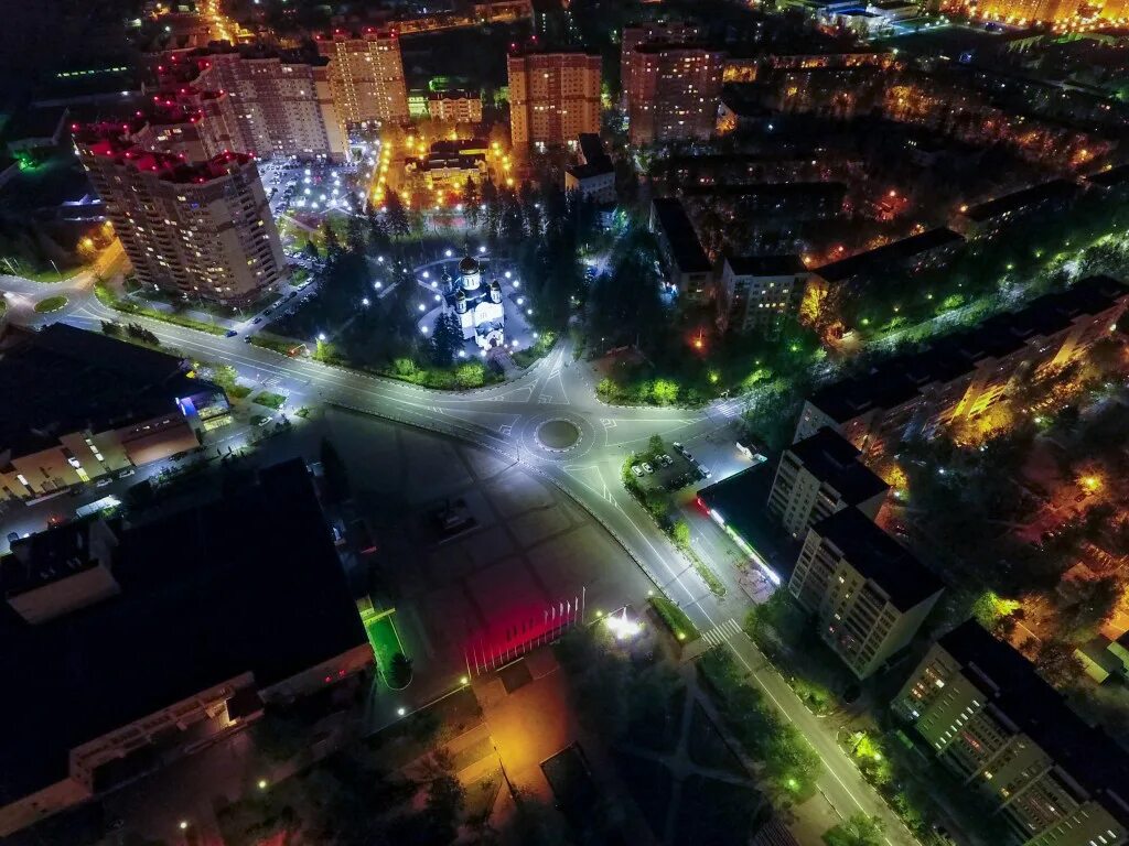 Город краснознаменск. Краснознаменск. Бульвар энтузиастов набережные челны. Население краснознаменск московской. Краснозаринск.