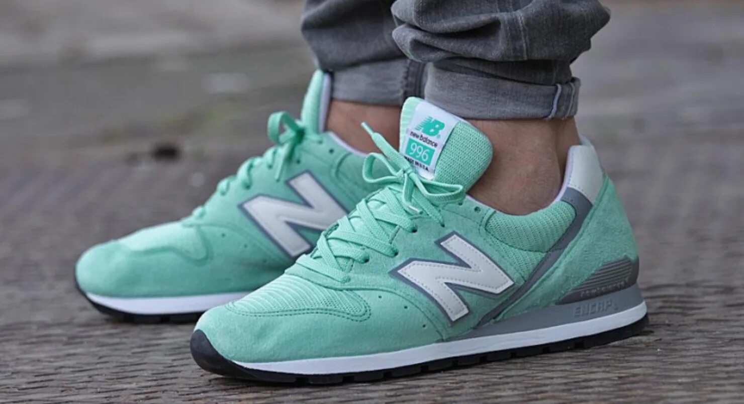 Нью бэланс 574 мятные. New Balancу 996. New Balance 996. Кроссовки Нью баланс 996.