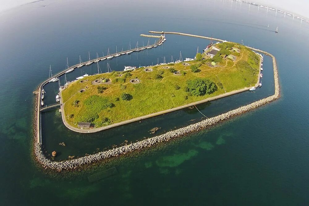 Нескер Исланд остров. Собственный остров. Маленькие искусственные острова. Частный остров.