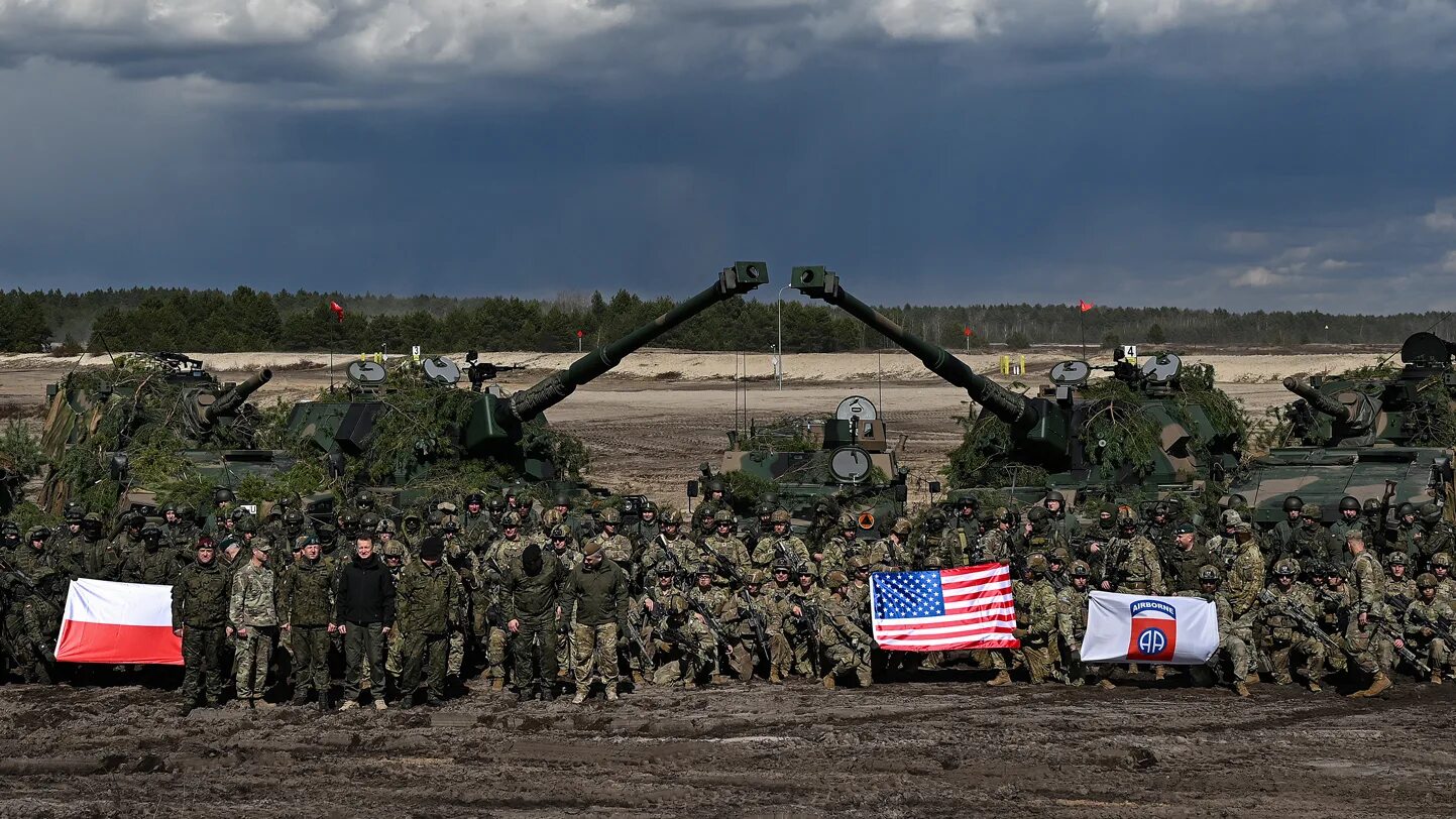 Украина угрожает россии. Украинские войска. НАТО Польша Украина. Войска РФ около Украины. Продвижение российских войск на Украине Запад.