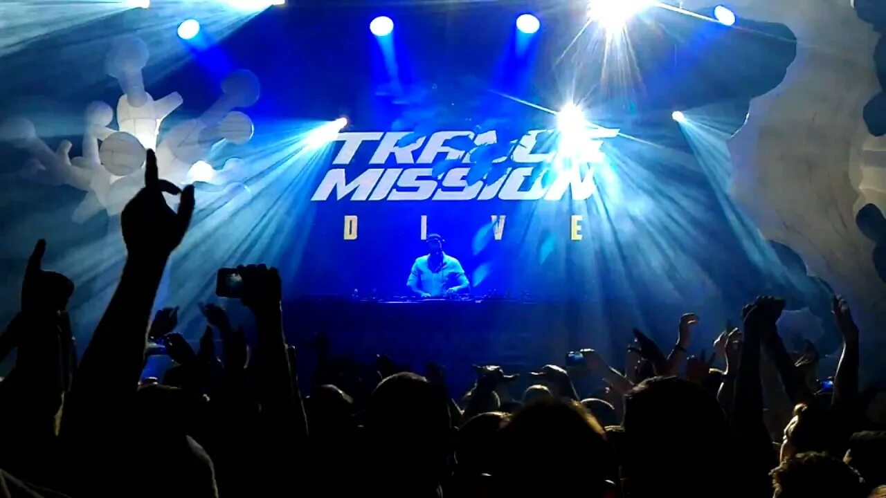 дж фил трансмиссия 9. трансмиссия фил 2023. Dj feel диджей 2000. Dj trancemission. Dj feel trancemission 11/06/2021.