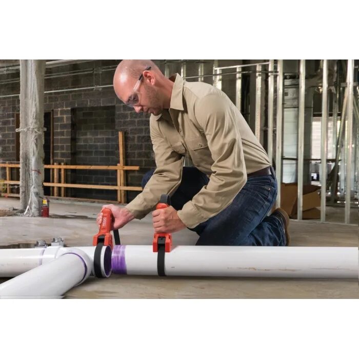 Pipe handling
