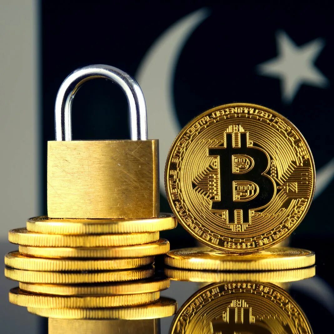 Надежен биткоин. Биткоин замок. биткоин сейф. безопасность биткоина. надежный биткоин.