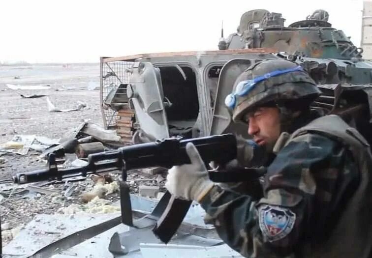 Фото ополченцев донбасса. Видео боевых действий на донбассе сейчас. Видео ополченцев украины. Бойцы донбасса. Женщины ополченки донбасса.