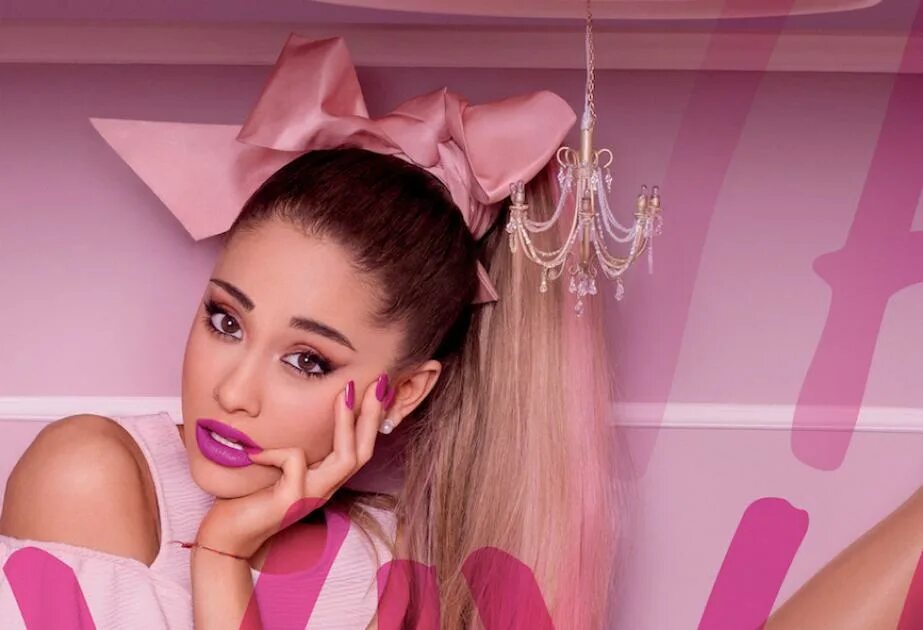 Grande pink. Ariana grande 26. Grande pink. Grande pink. Ана гранде в розовом.