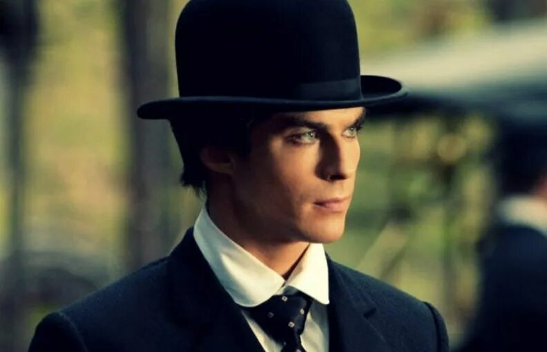 Крис пэйн гилберт. Крутой аристократ. Манипы для фотошопа женские. Vampire clans игра. Vampire go.