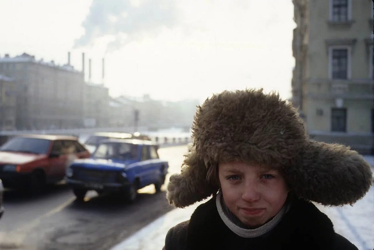 Начало 2000 х годов в россии. Варламов 1995. Петербург 90х петрогрсдка. Санкт-Петербург 1994. Россия 90-х годов.