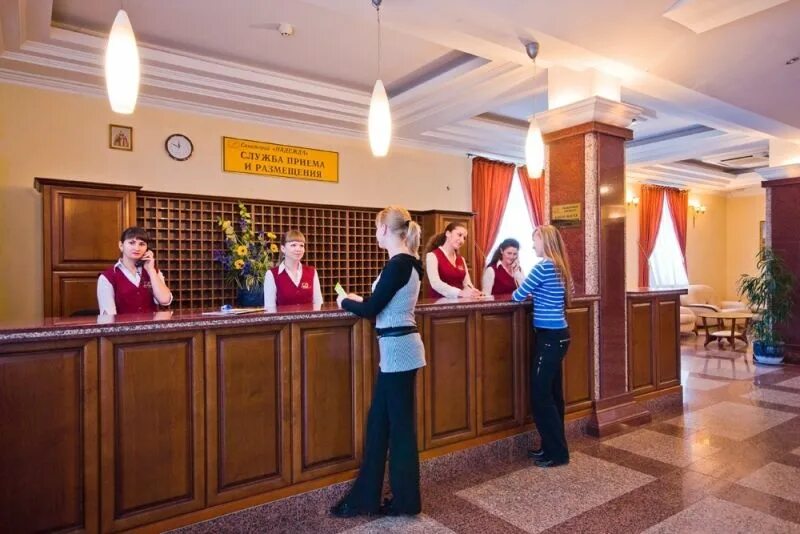 санаторий кристалл анапа. главный врач санатория анапа. санаторий ди луч анапа сотрудники. лечебный санаторий бфо анапа. бфо анапа санаторий.