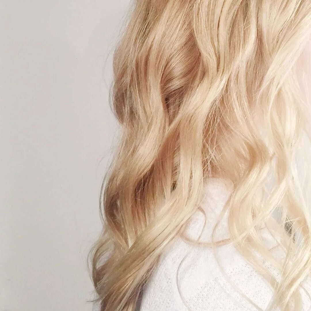Светлые волосы. Светлая блондинка. Светлые волосы Эстетика. Длинные светлые волосы Эстетика.