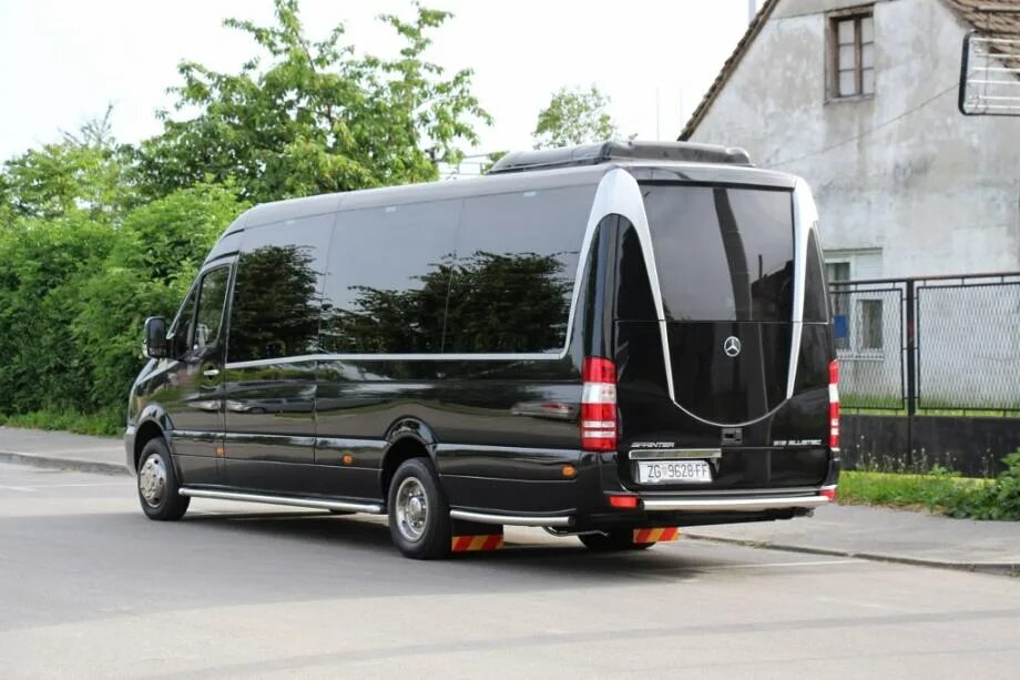 Купить мерседес спринтер новый. Mercedes-Benz Sprinter 519. Мерседес-Бенц Sprinter 519cdi. Мерседес Спринтер 519. Sprinter 519 CDI.