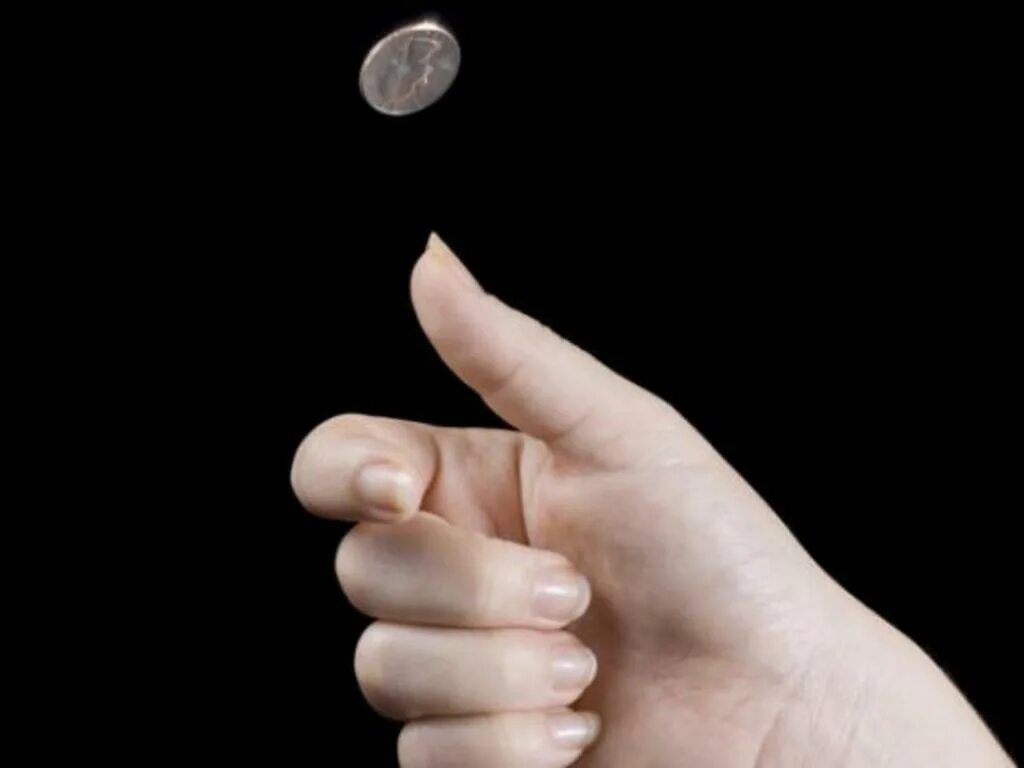 Рука подкидывающая монетку. Рука подкидывает монету. Орел и решка монетка. Подбрасывание монетки. Орел и решка монета.