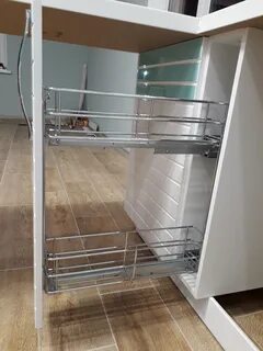 Бутылочница для кухни 200 с доводчиком