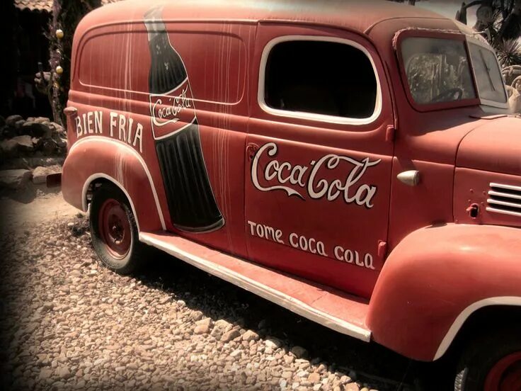 Автомобили кока колы. Фургон coca cola. Автомобиль кока кола. Машина кока кола. Автомобили кока колы.