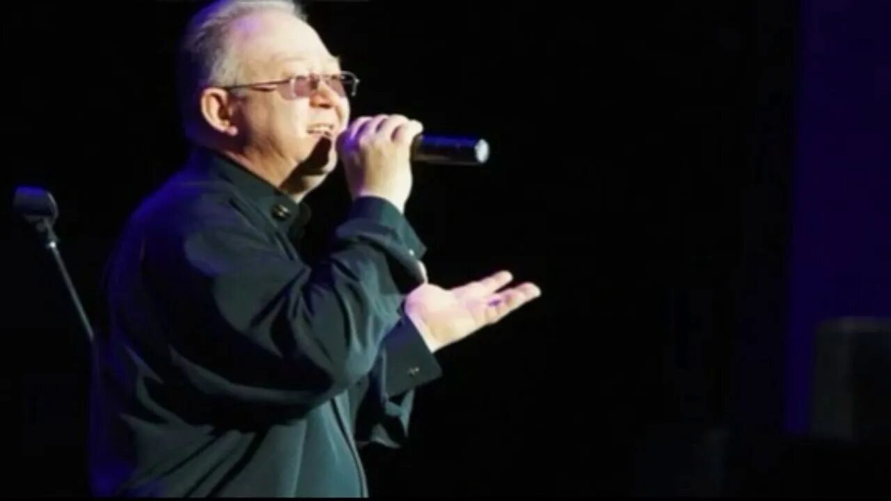 Кучин барыня слушать. Песня ивана кучина барыня. Иван кучин трек лист кассет. Иван кучин фото. Иван кучин фото.