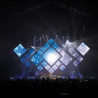 Stage screen