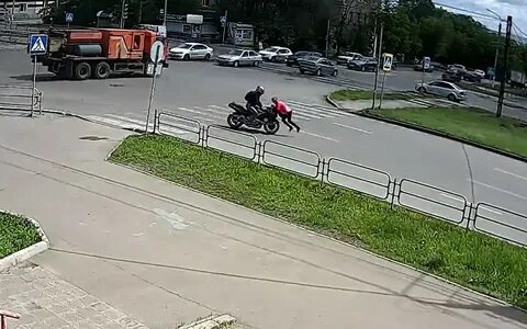 Пешеход мотоциклист