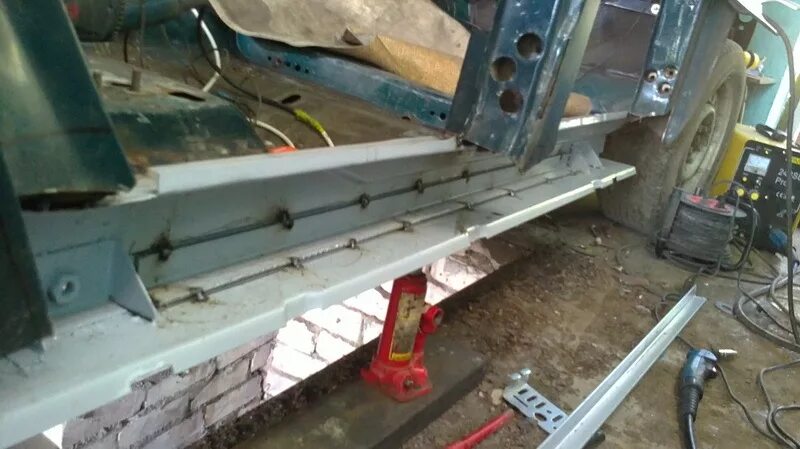 Порог короб. Газ 3110 пороги, короб, усилитель. газ 2705 пороги из профтрубы. усилитель короба порога 31105. волга газ 3102 переварка порогов.