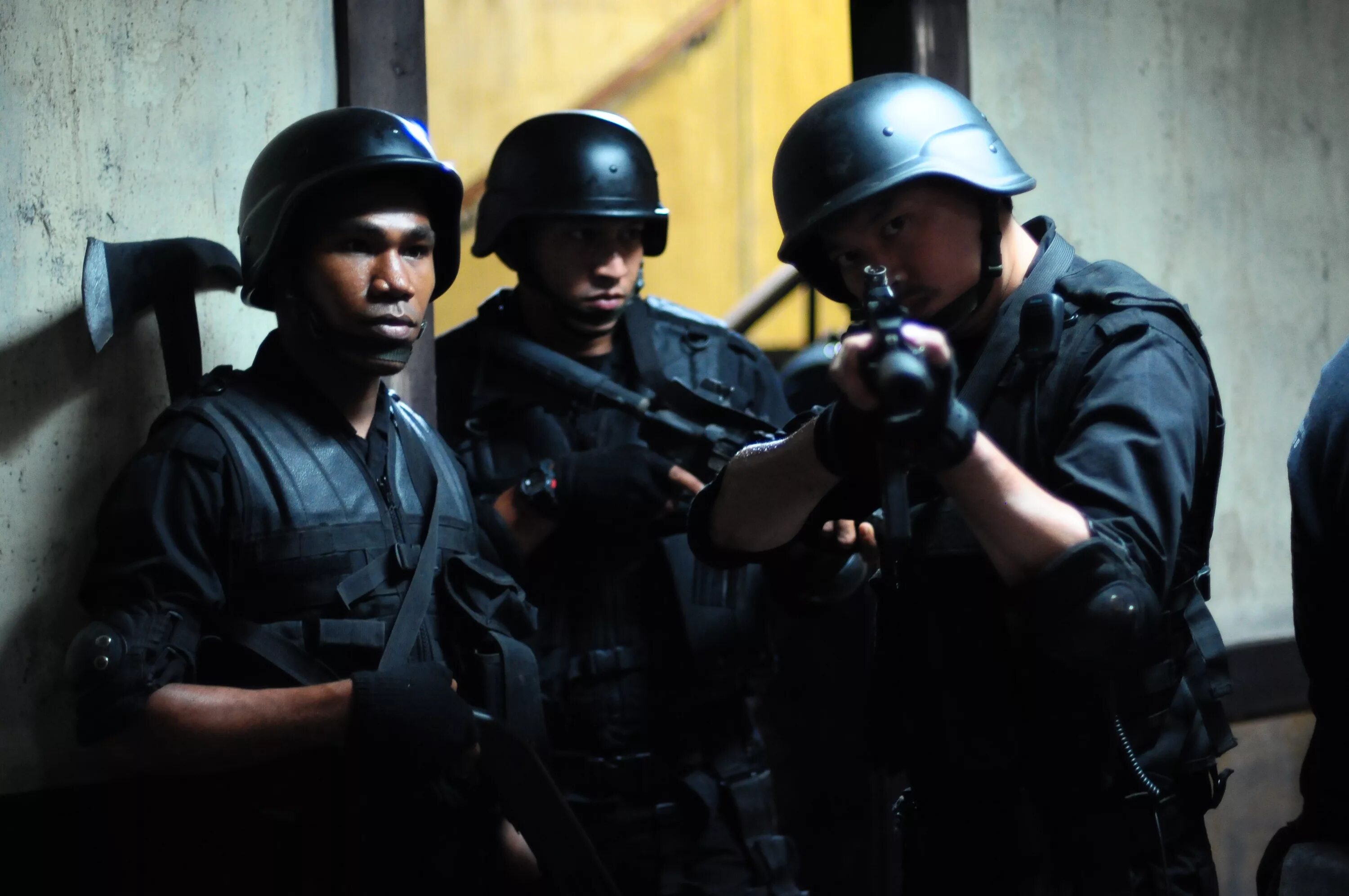 Raid action. Рейд / the raid (2011).
