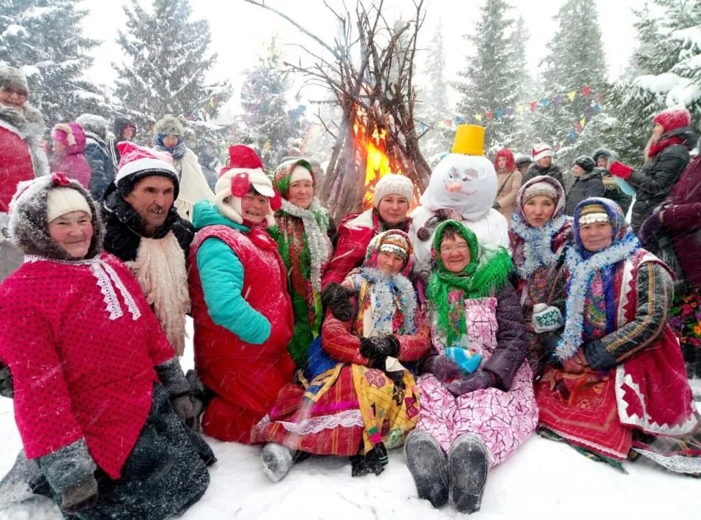 Вой удмуртский праздник. Масленица удмуртов удмуртии. Праздник толсур в удмуртии. Гырон быдтон,гербер,гершид у удмуртов. Праздник толсур в удмуртии.
