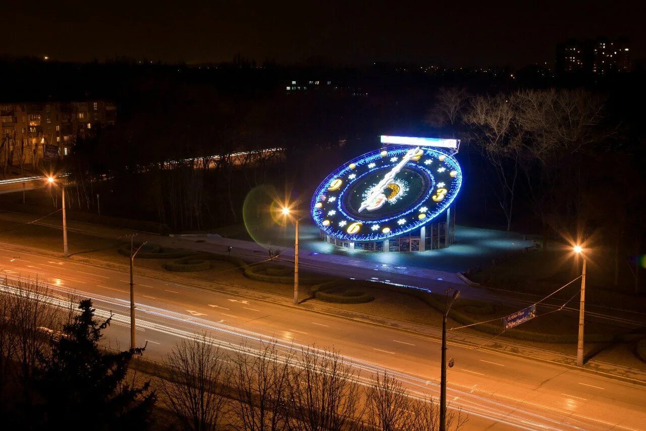 Кривой Рог город. Кривой Рог город 2023. Кривой Рог города Украины. Кривой Рог 2021. Часы кривого рога