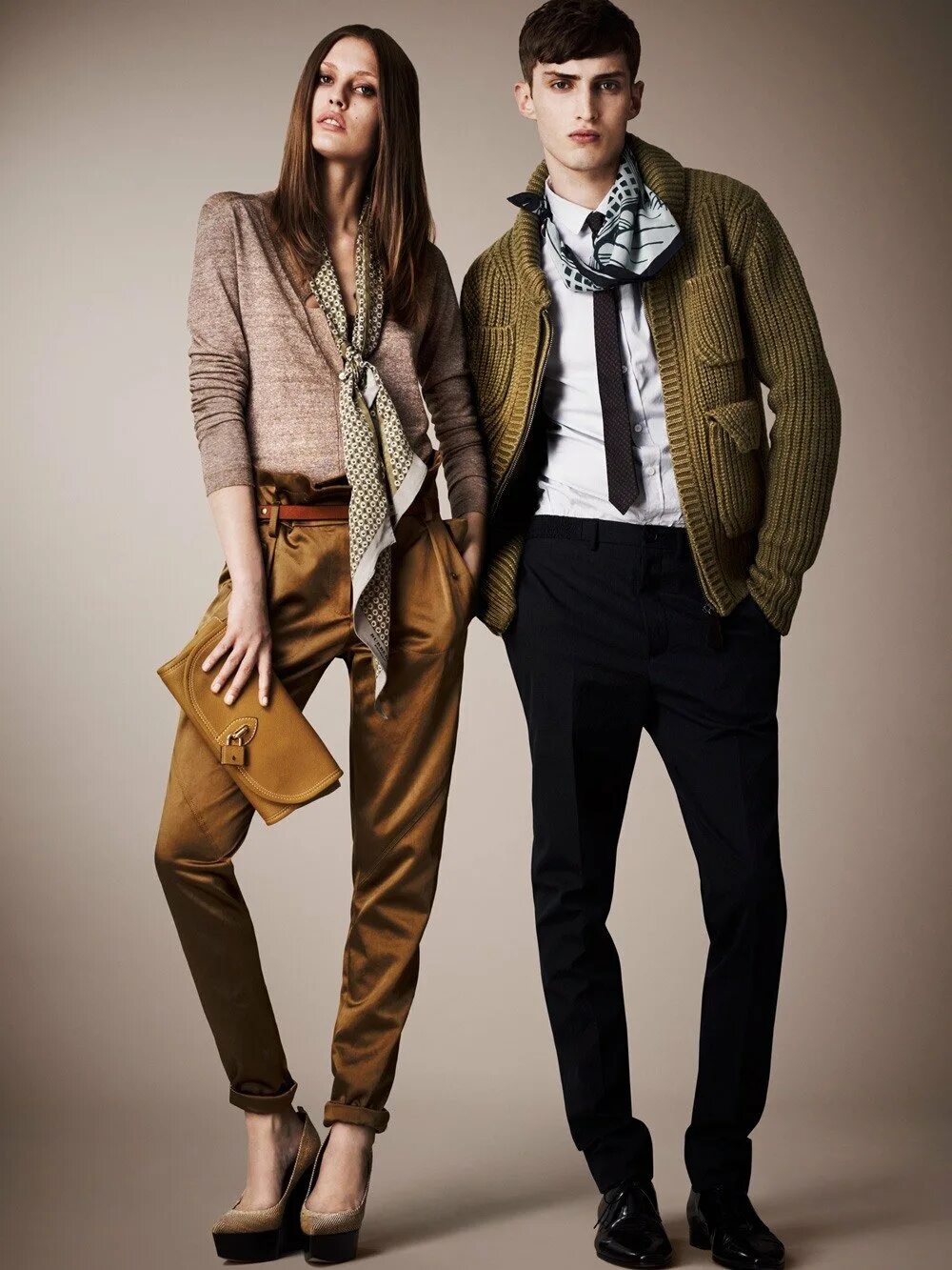 Унисекс для мужчин. Burberry Prorsum коллекция 2013. Джинсы Burberry Prorsum. Современный стиль одежды. Модная Молодежная одежда.