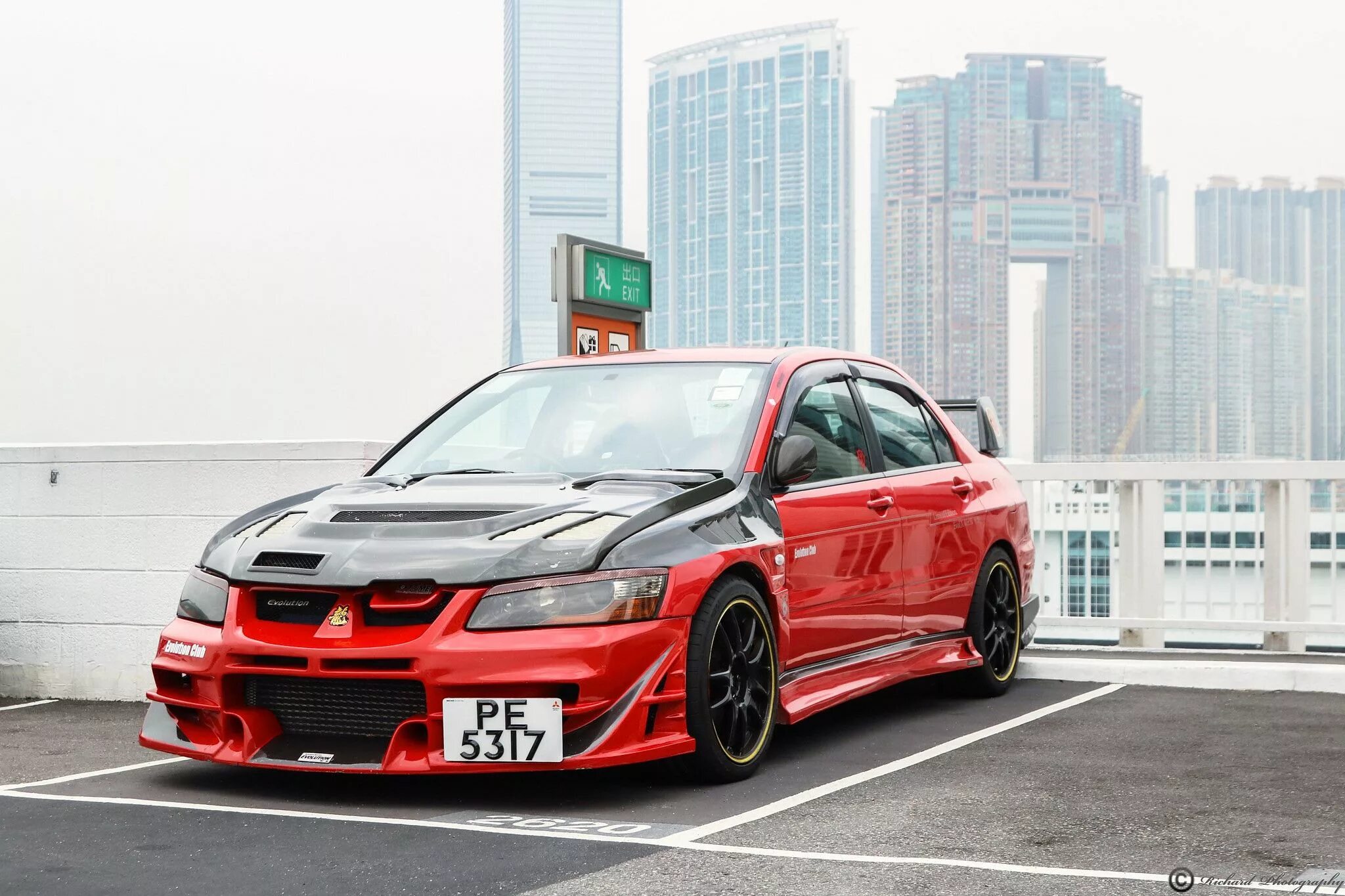 Японский мицубиси. JDM Митсубиси Лансер 9 Эво. Mitsubishi Lancer Evolution 8 Джеки Чан. Mitsubishi Lancer Evolution JDM. Lancer EVO JDM.