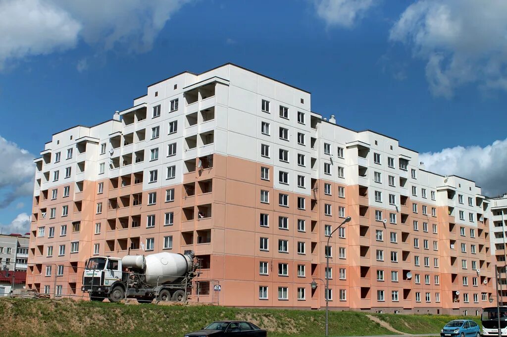 Ул володарского 58. Улица володарского 58. островец. город островец улицы. островцы.