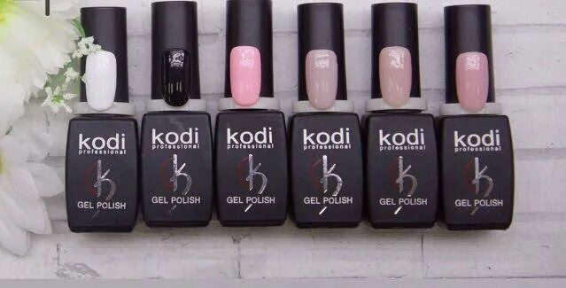 Гель kodi 7d. Гель лак коди 001. Гель-лак kodi №40m, 7 мл. Kodi 7 мл палитра. Kodi base 15 ml.